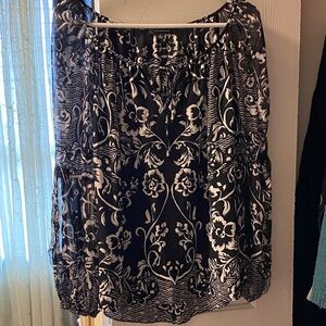 INC International Concepts Black and White Floral Peasant Top